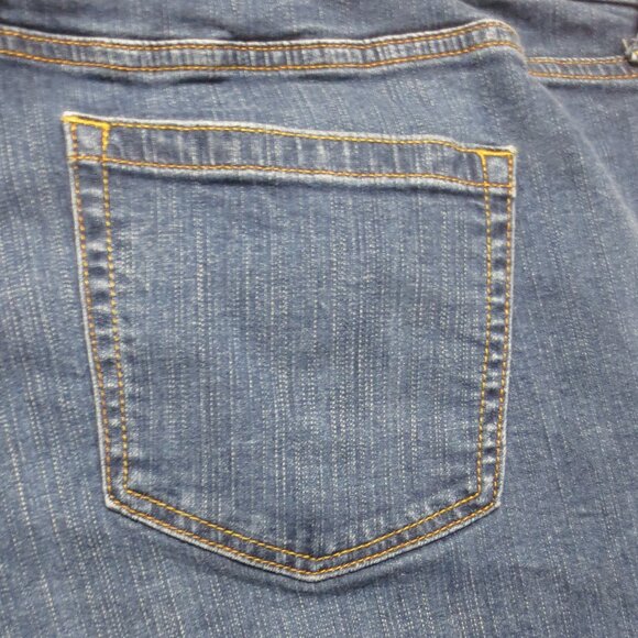 TORRID womens SHORTS denim JEAN blue HIGH WAIST button-fly FRAYED SIZE 18 - Picture 7 of 10